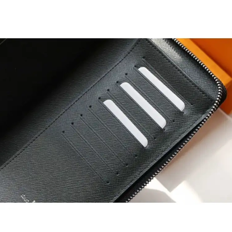 Official Brother Sam LV 2102SH0003 Bags 0816